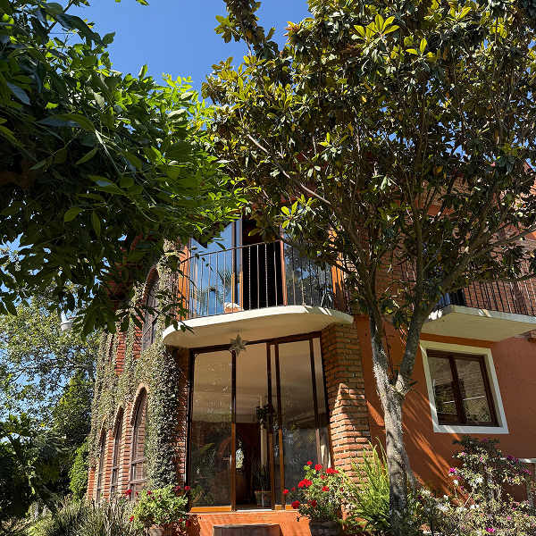 ad0fa047-3759-4d57-a37f-71b28da9d413 1