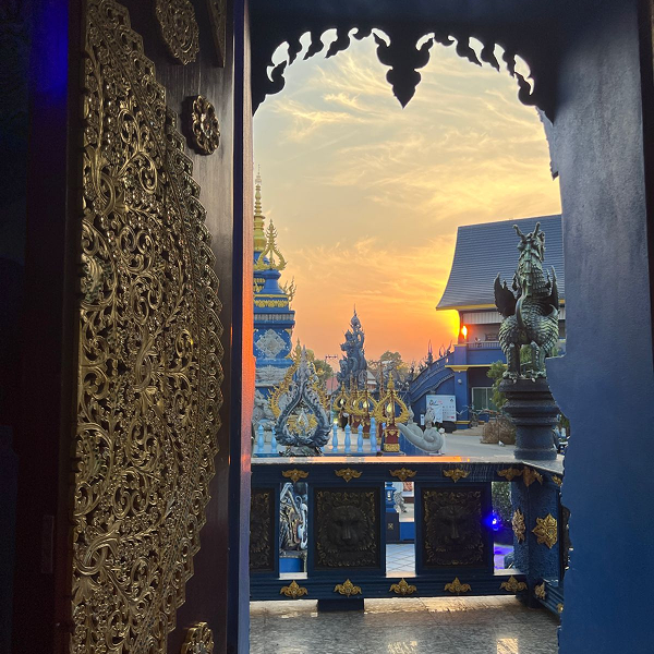 e6d65408-c5df-41e6-a93d-3f6218e5ba4b 1